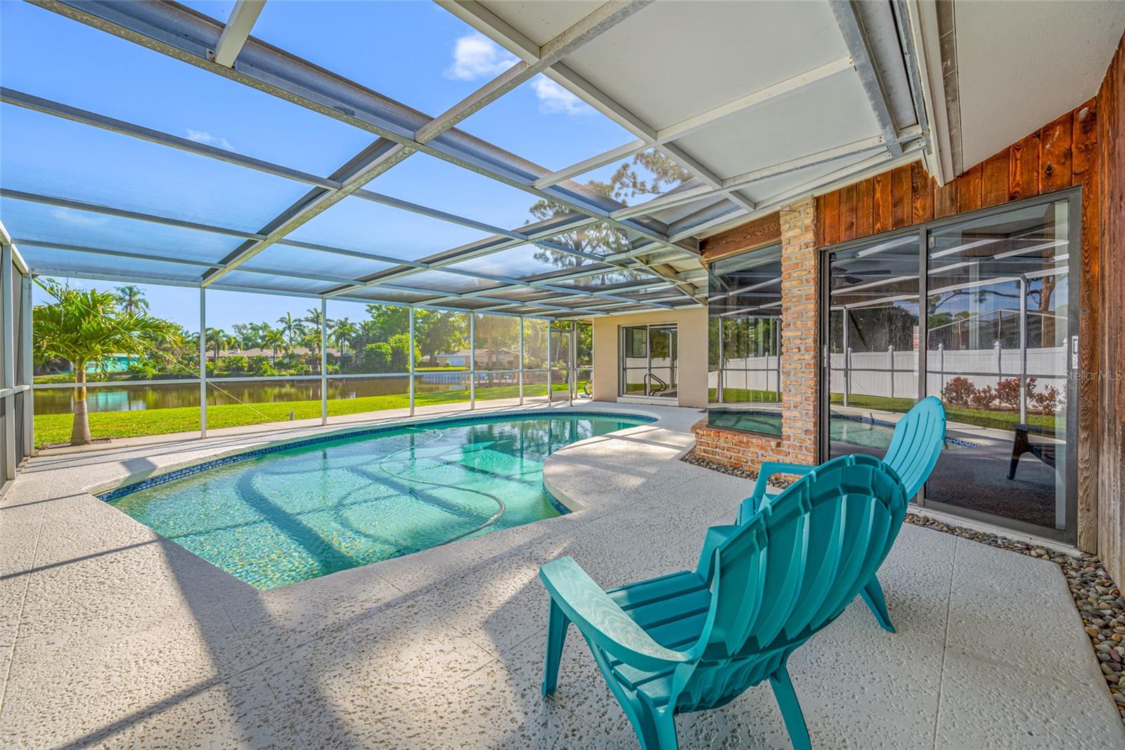 SUMMIT LAKE SEC OF LAKEWOOD ESTATES - Residential