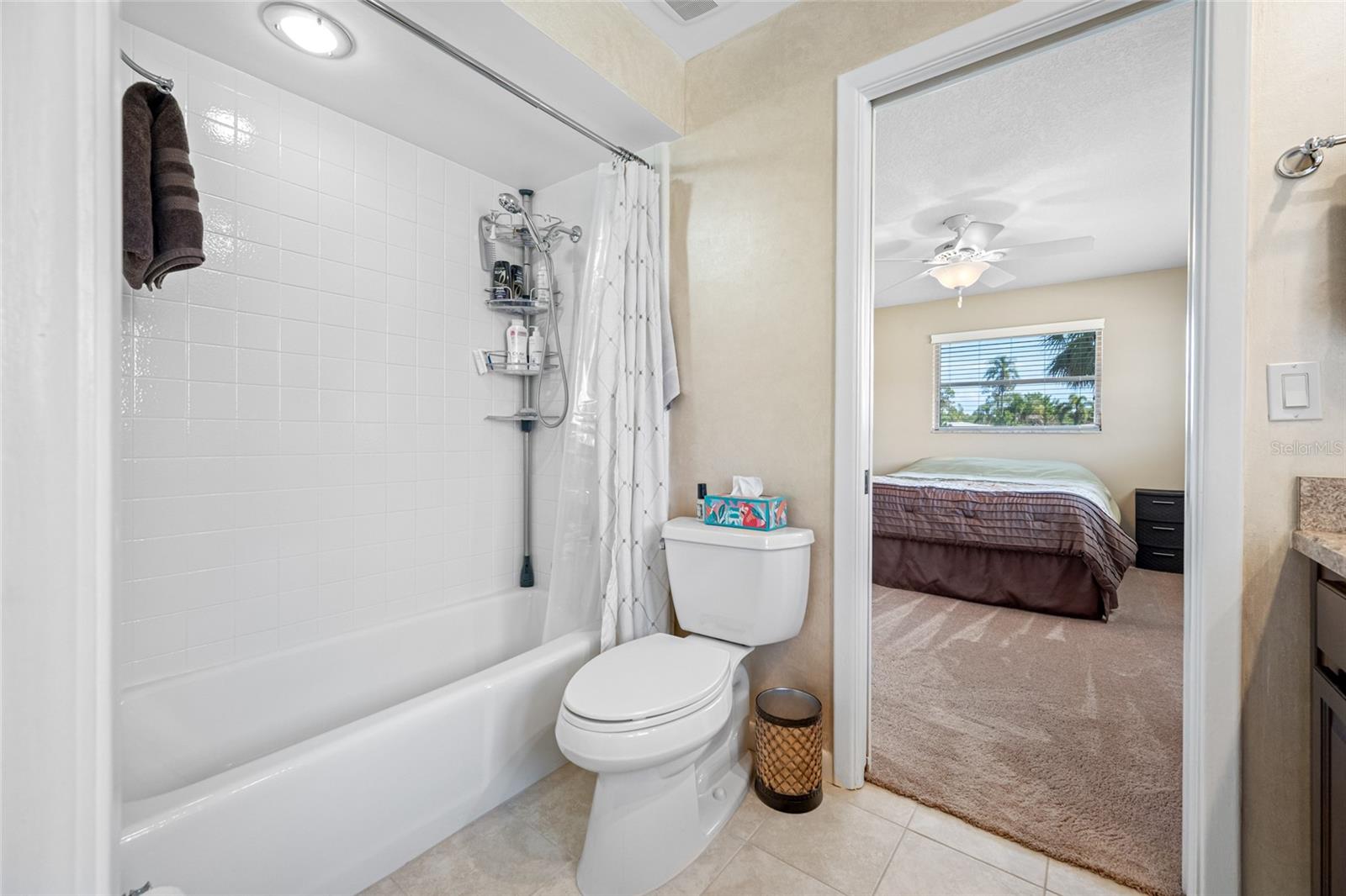 SUMMIT LAKE SEC OF LAKEWOOD ESTATES - Residential