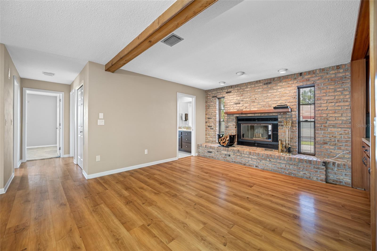 SUMMIT LAKE SEC OF LAKEWOOD ESTATES - Residential