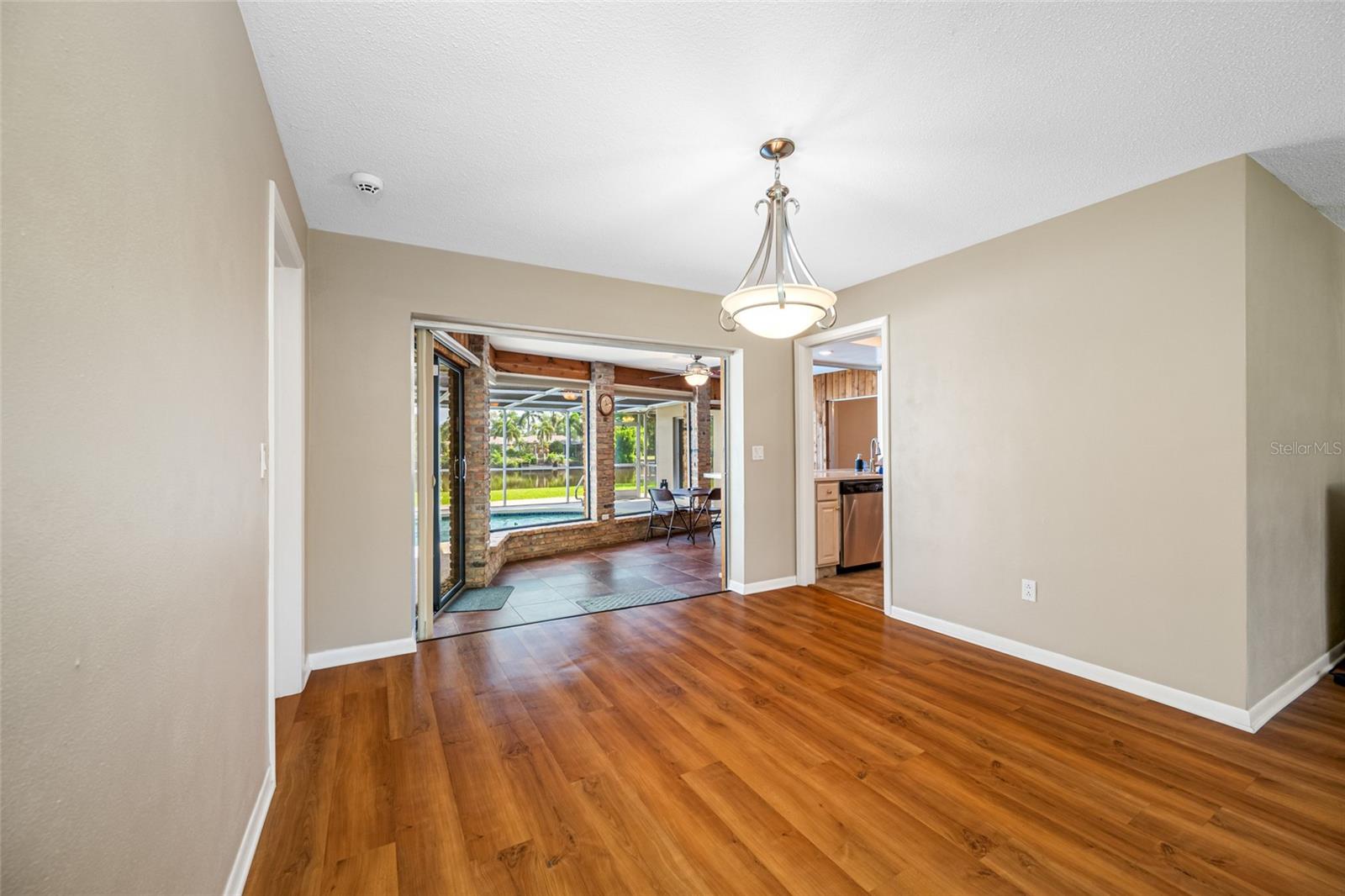 SUMMIT LAKE SEC OF LAKEWOOD ESTATES - Residential