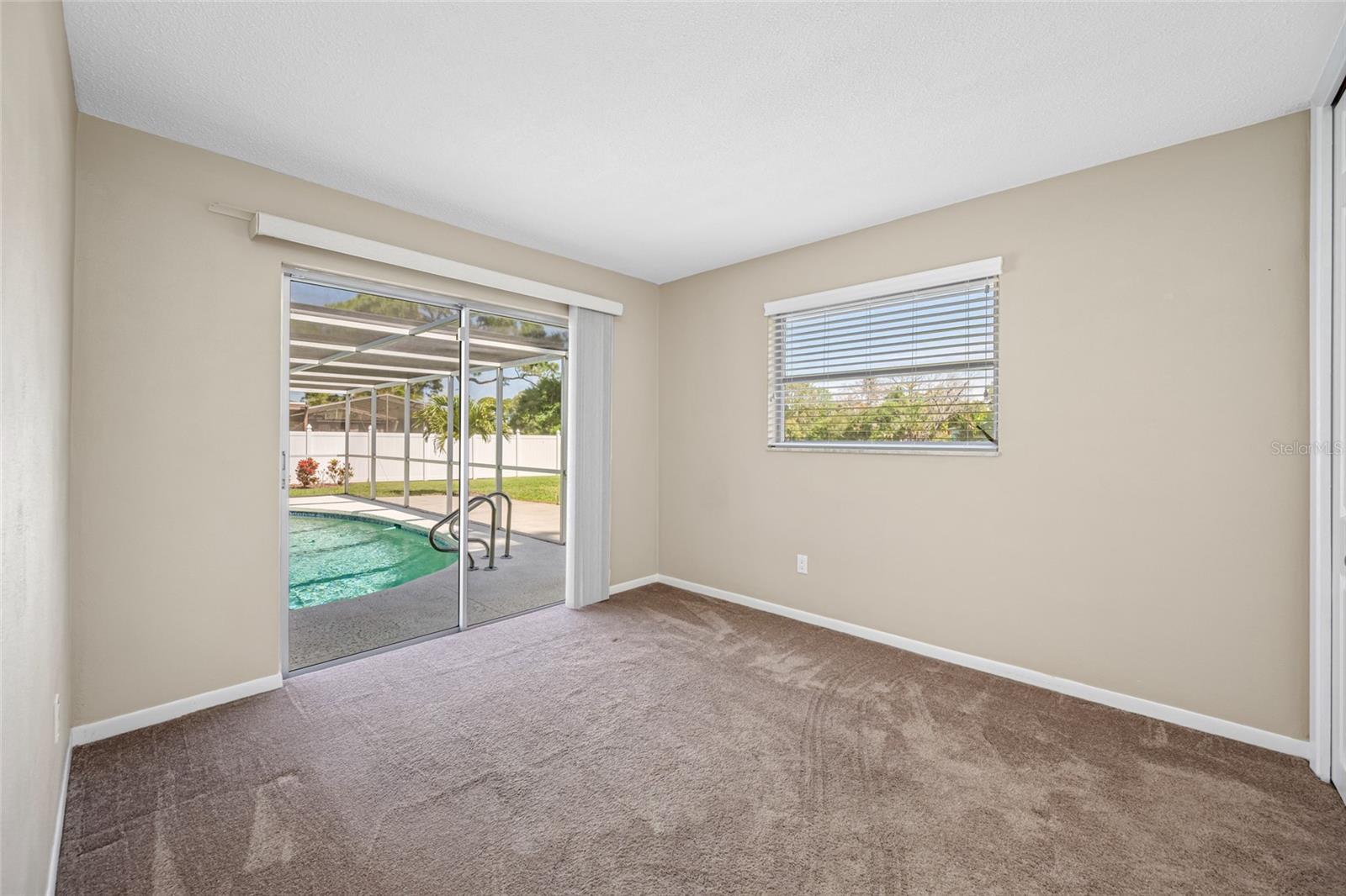 SUMMIT LAKE SEC OF LAKEWOOD ESTATES - Residential