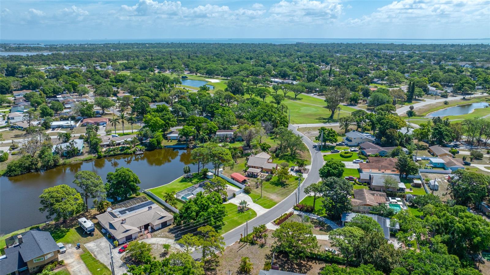 SUMMIT LAKE SEC OF LAKEWOOD ESTATES - Residential