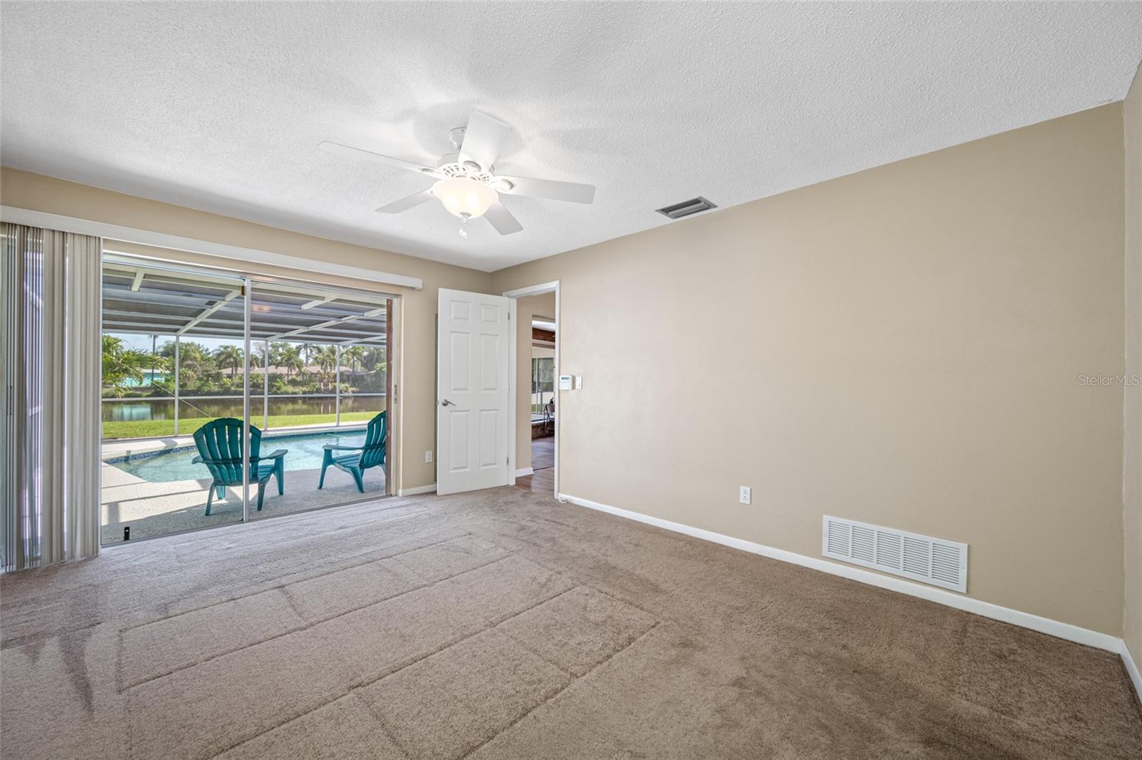 SUMMIT LAKE SEC OF LAKEWOOD ESTATES - Residential