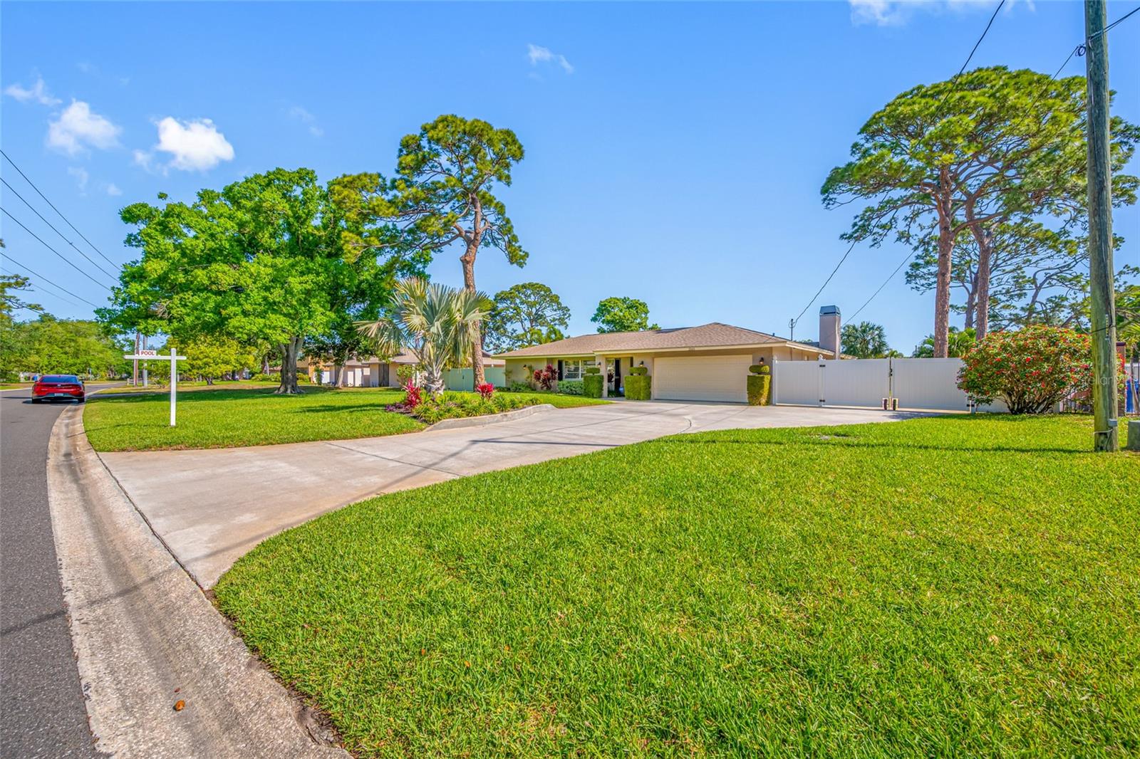 SUMMIT LAKE SEC OF LAKEWOOD ESTATES - Residential