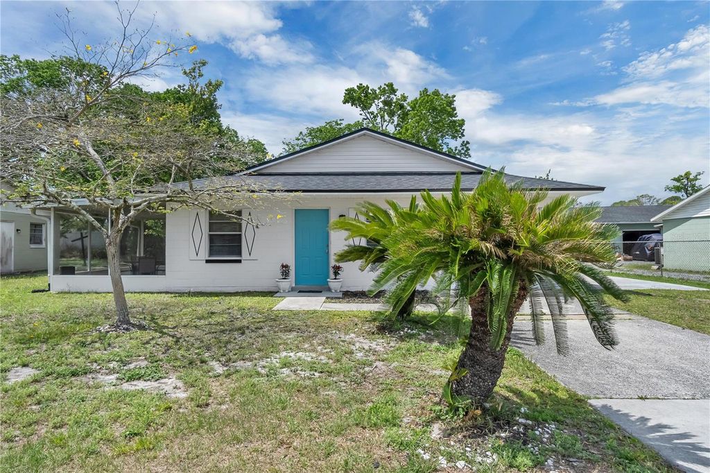 Photo of 2930 Slippery Rock Avenue, Orlando, FL 32826 (MLS # G5110393)