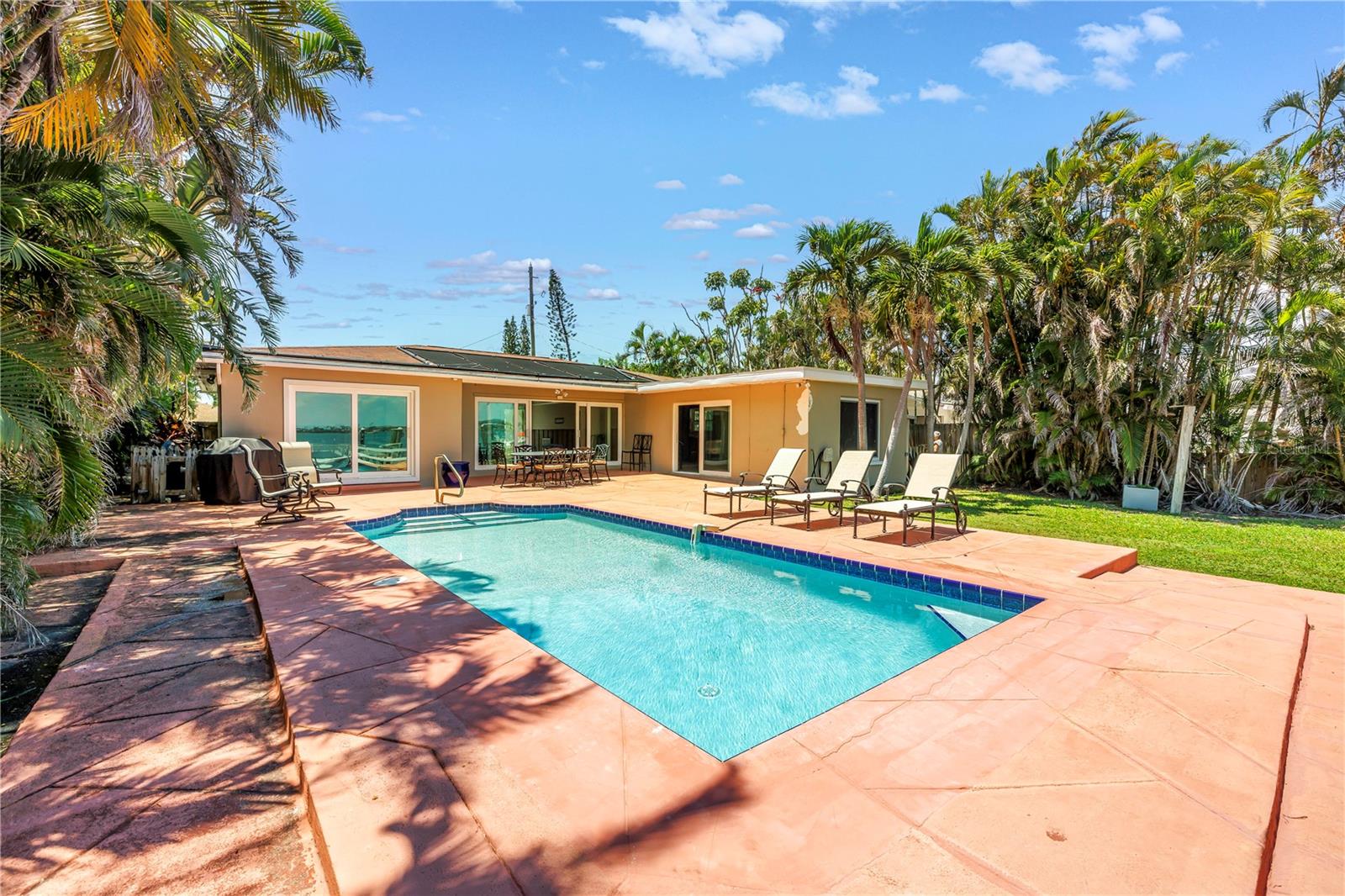 BAYSIDE 2ND ADD TO ST PETE BEACH - Residential