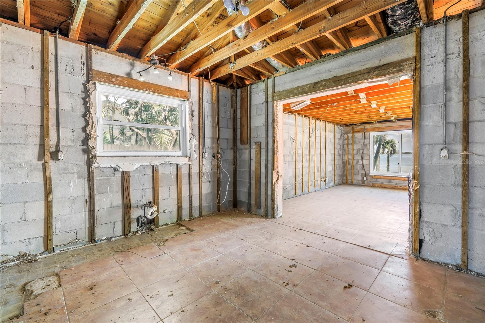 BAYSIDE 2ND ADD TO ST PETE BEACH - Residential