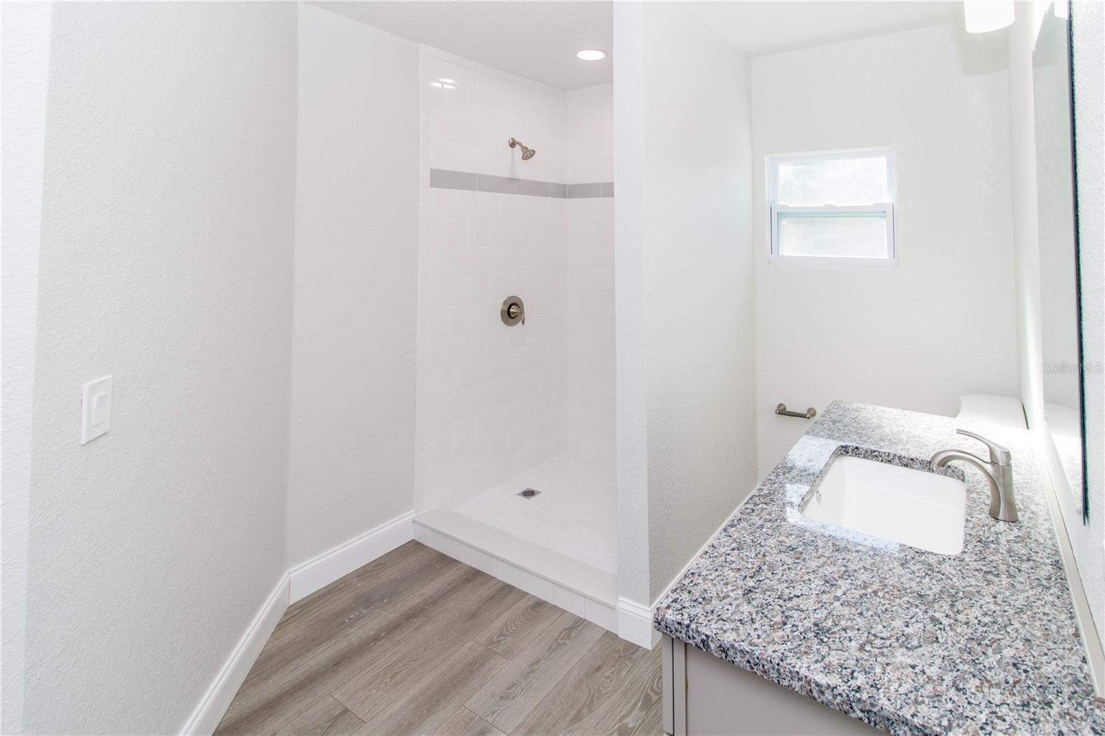 JASMIN TERRACE - Residential