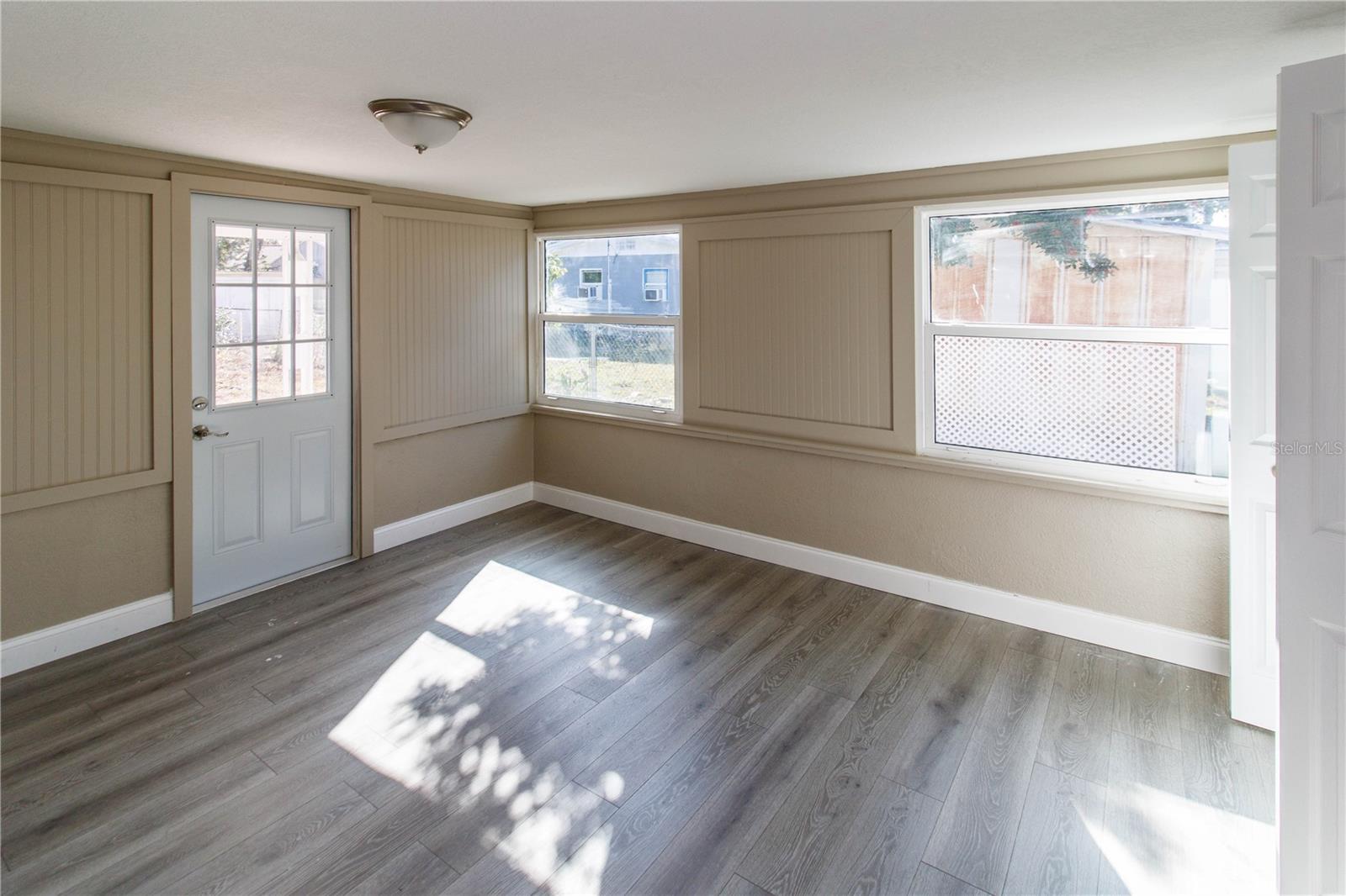 JASMIN TERRACE - Residential