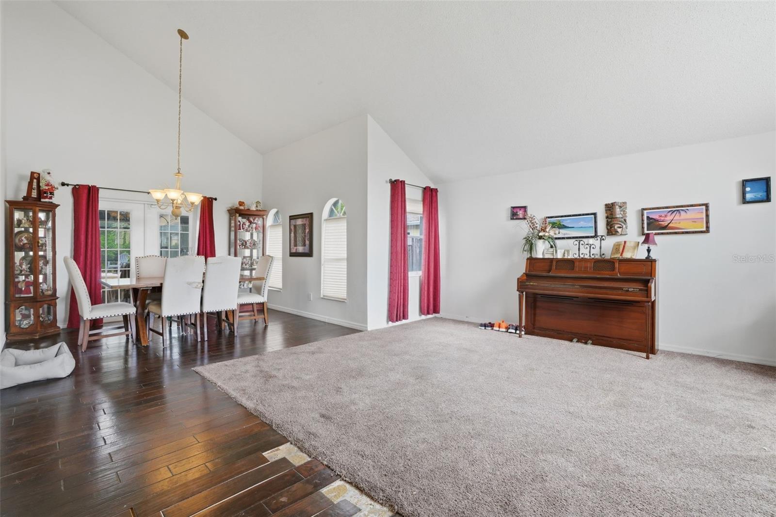 ALAFAYA WOODS PH 15 - Residential