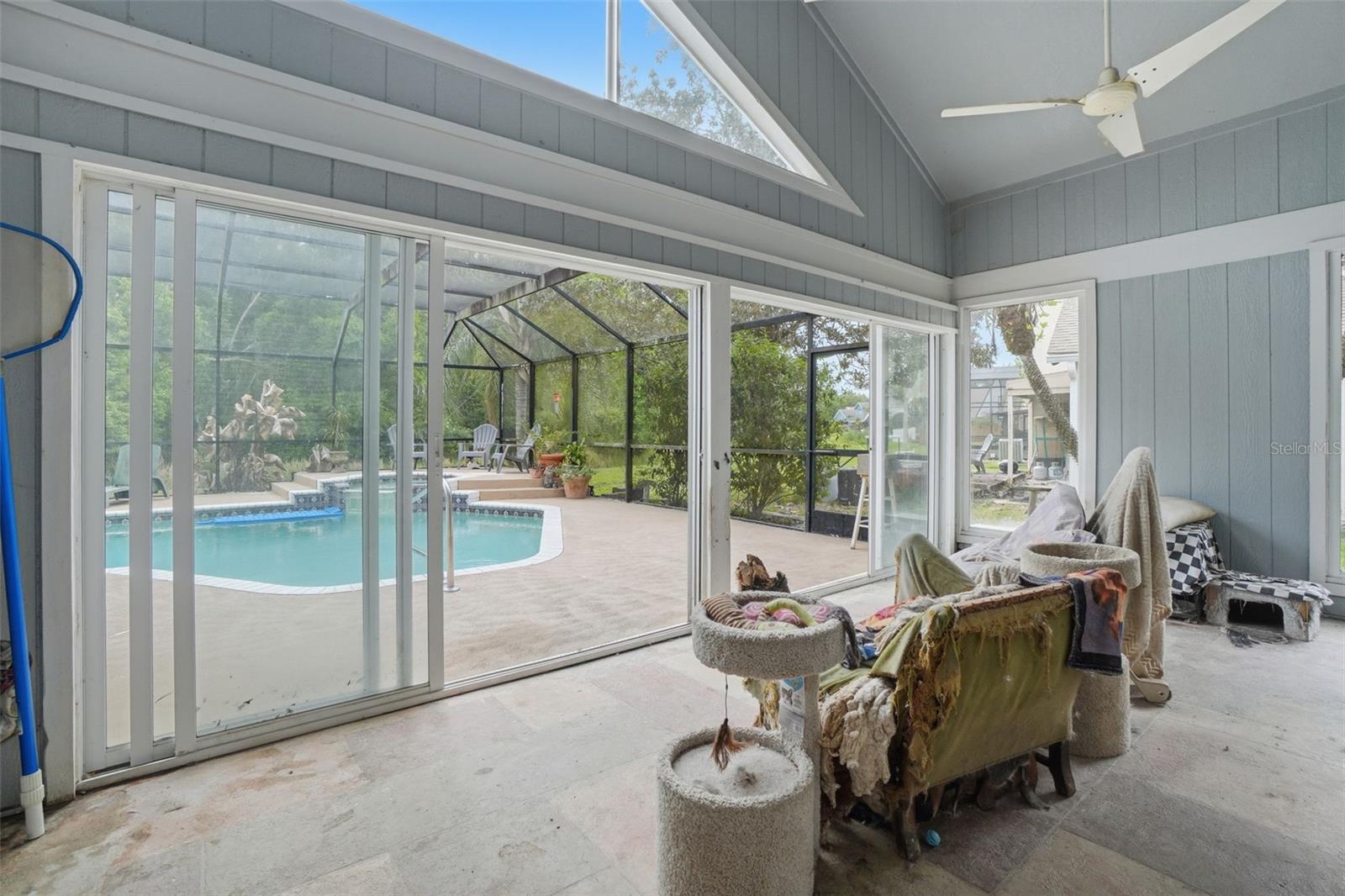 ALAFAYA WOODS PH 15 - Residential