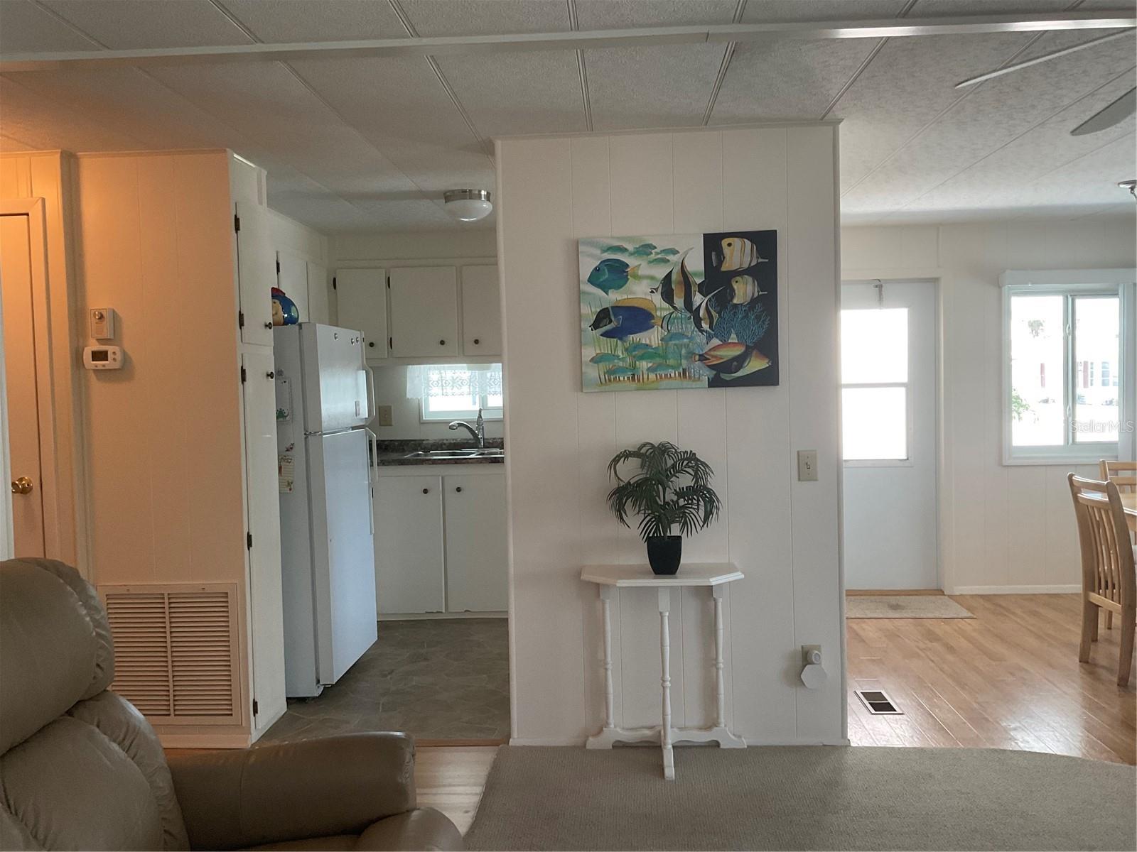Search Properties for Sale 4 213 COMO DRIVE