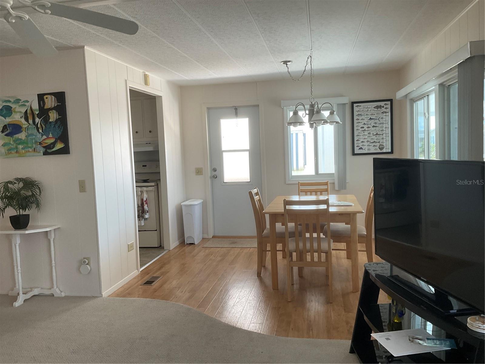 Search Properties for Sale 3 213 COMO DRIVE