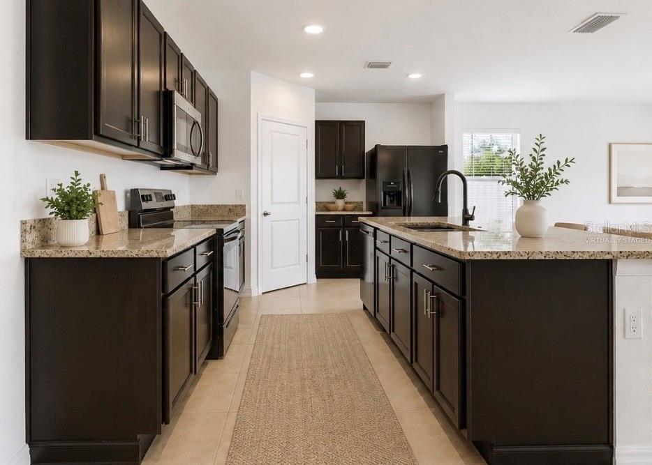 CARLTON LAKES WEST PH 2B - Residential