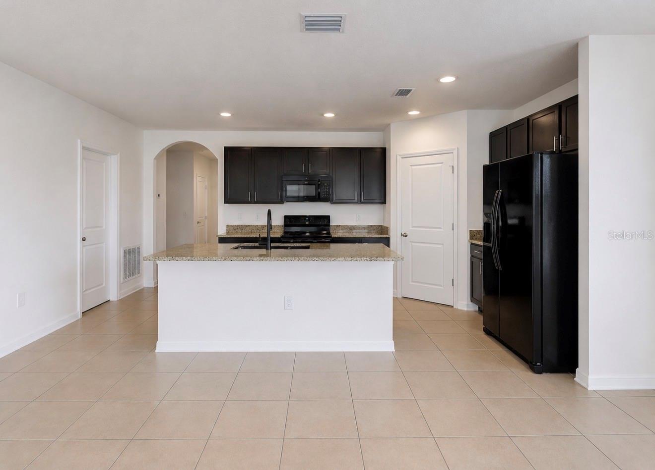CARLTON LAKES WEST PH 2B - Residential
