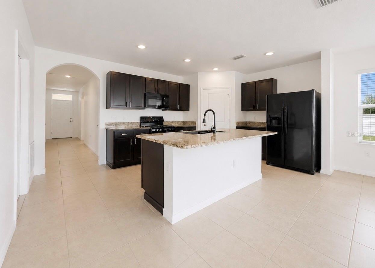 CARLTON LAKES WEST PH 2B - Residential
