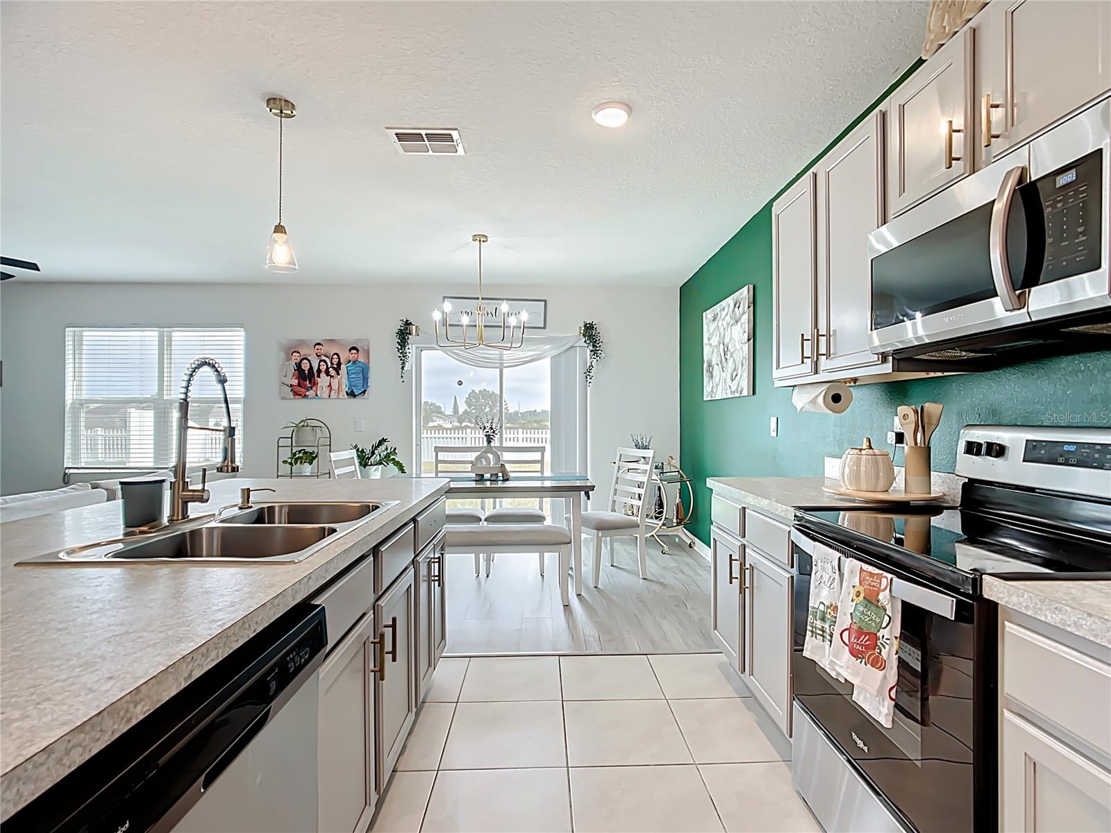 SQUIRES GROVE PH 2 - Residential