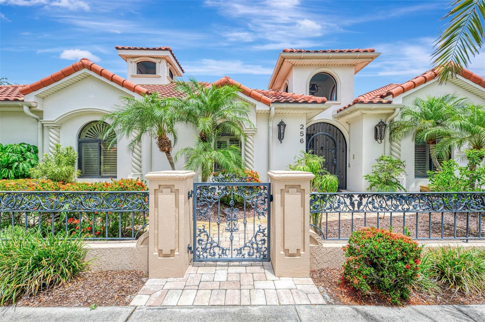 256 PENSACOLA ROAD