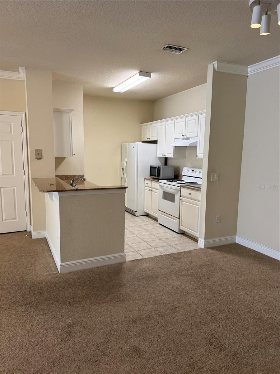 SOUTHERN PINES CONDO - Residential Lease
