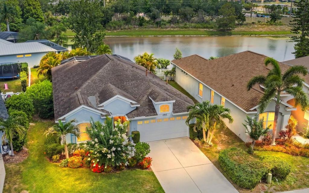 Photo of 12913 Nightshade Place, Bradenton, FL 34202 (MLS # A4697353)