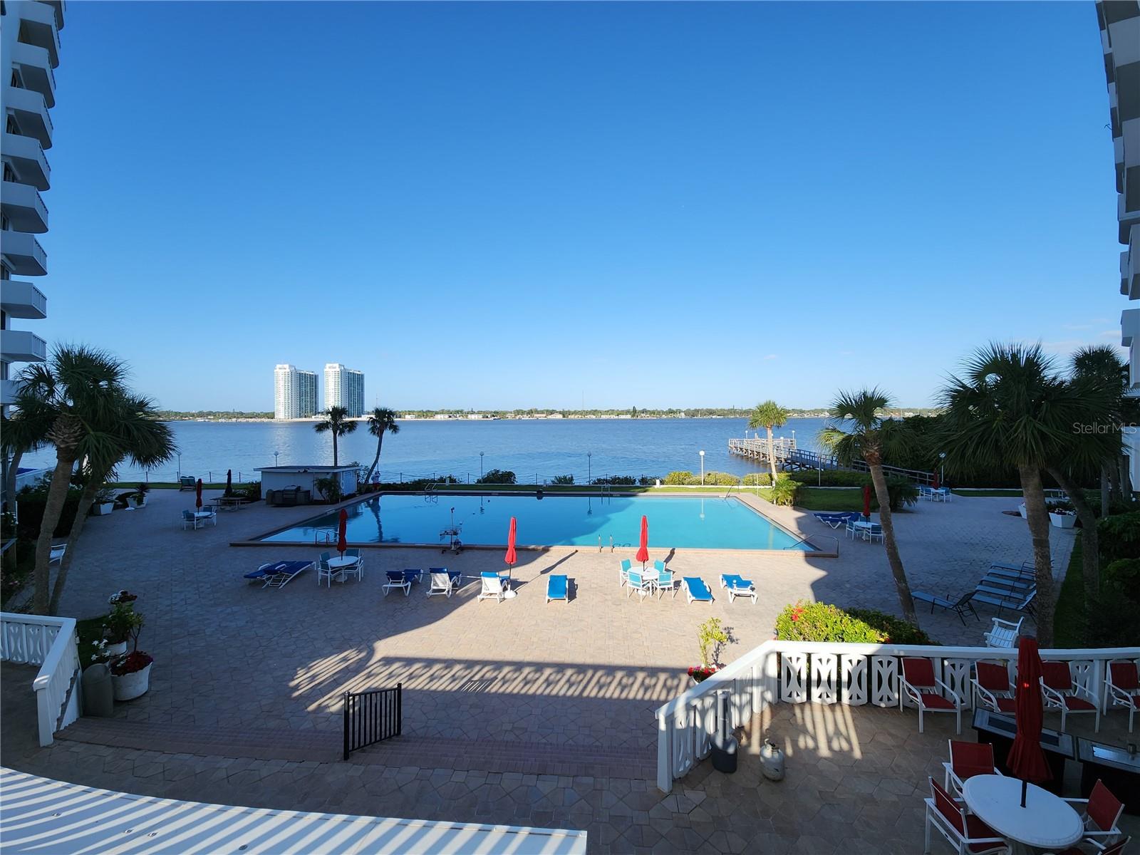 935 N HALIFAX AVENUE 602