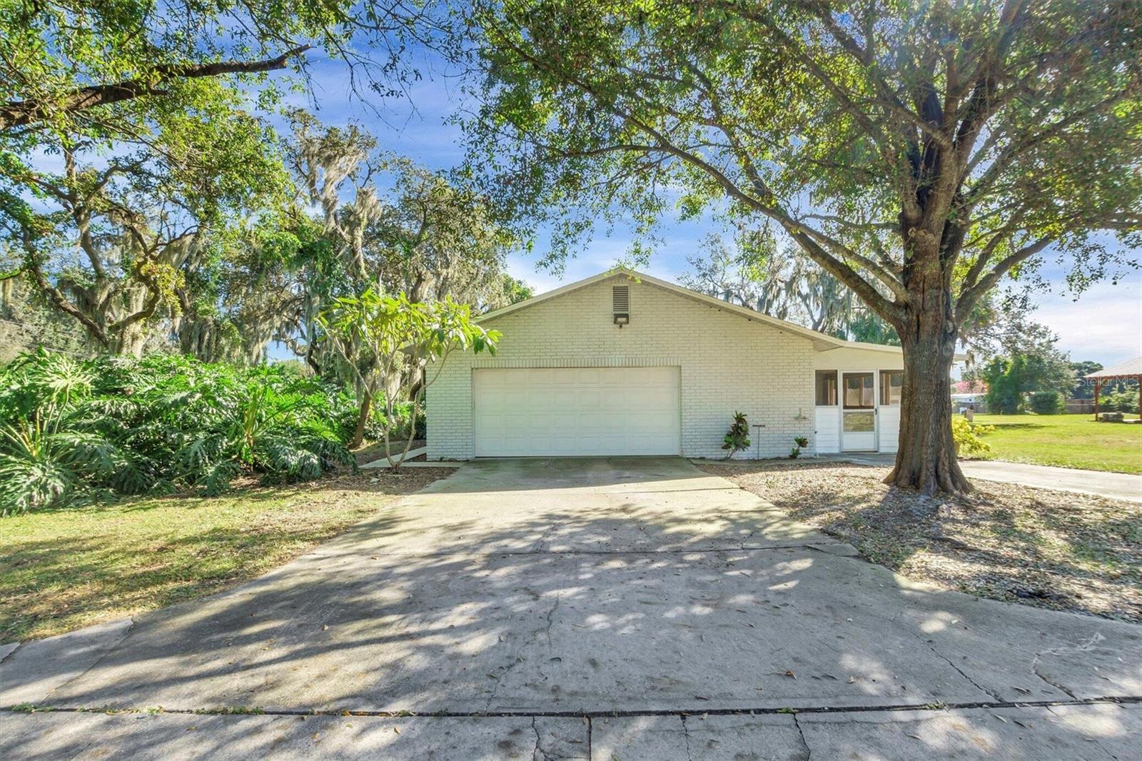 EMERALD ACRES - Residential