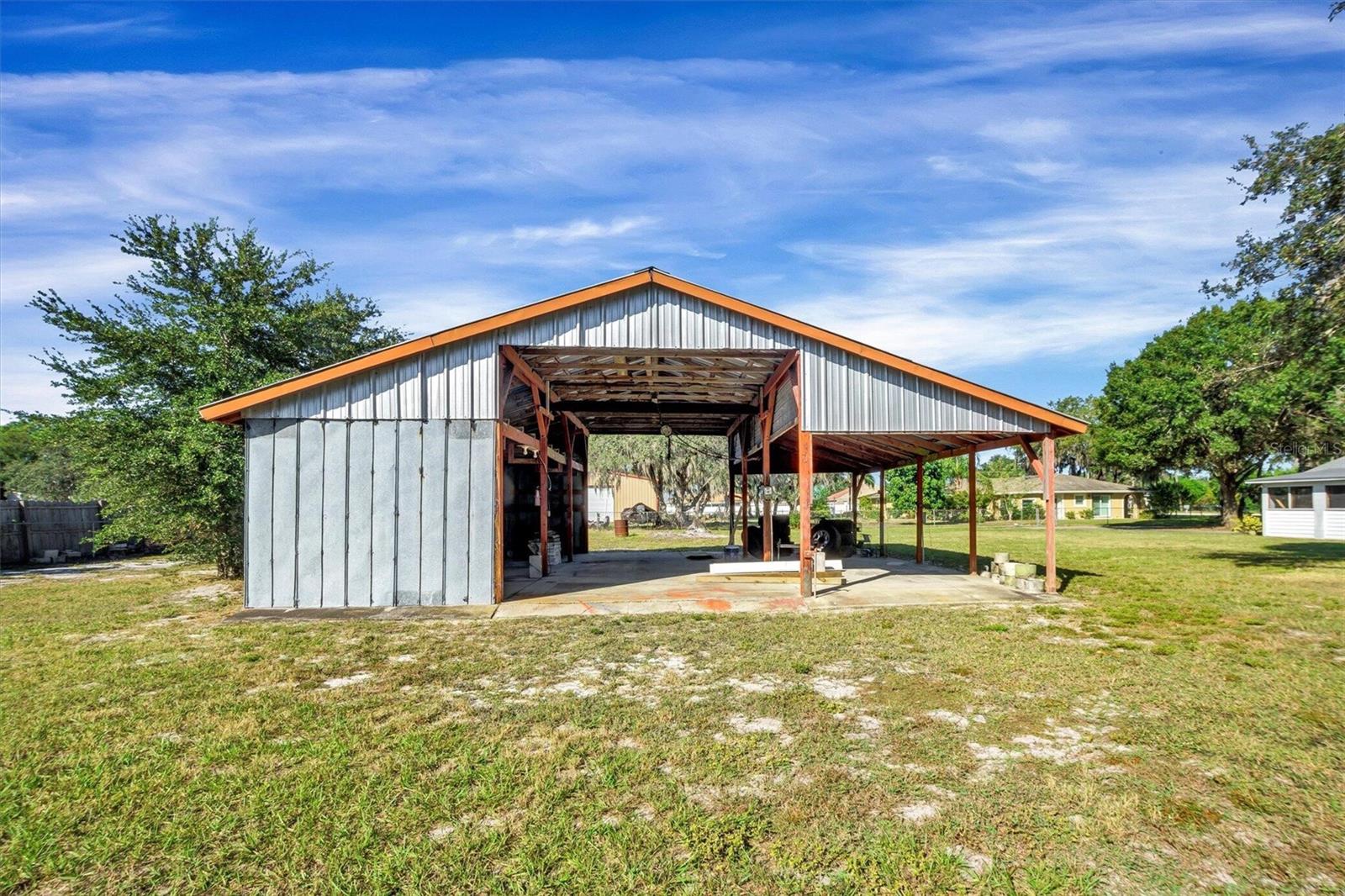 EMERALD ACRES - Residential