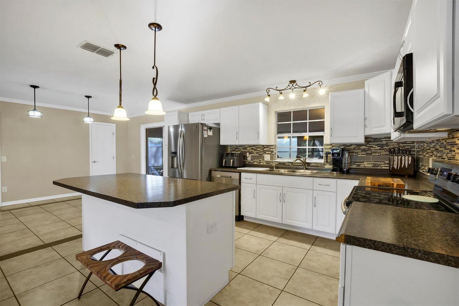 EMERALD ACRES - Residential