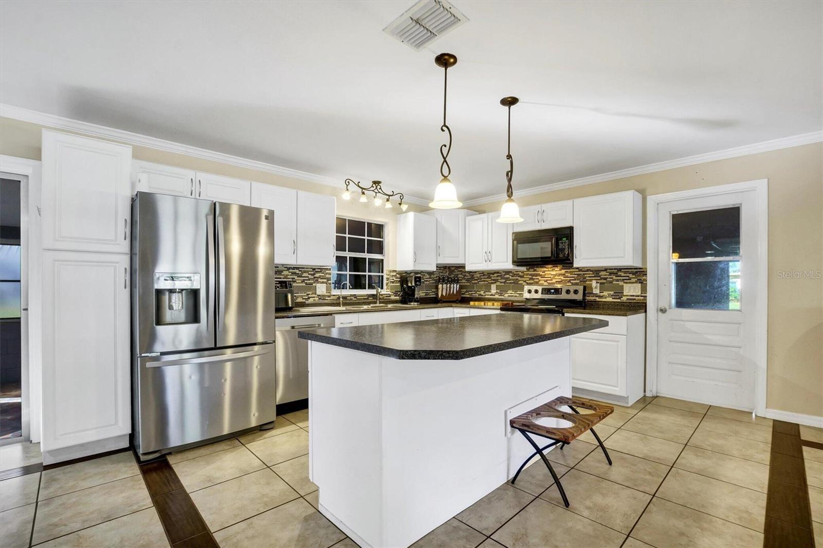 EMERALD ACRES - Residential