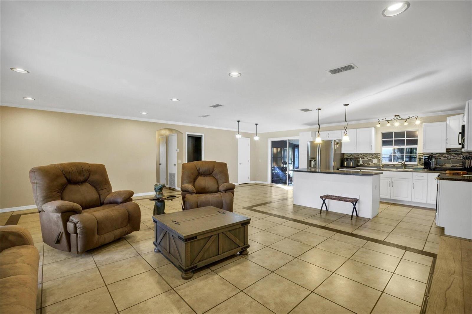 EMERALD ACRES - Residential