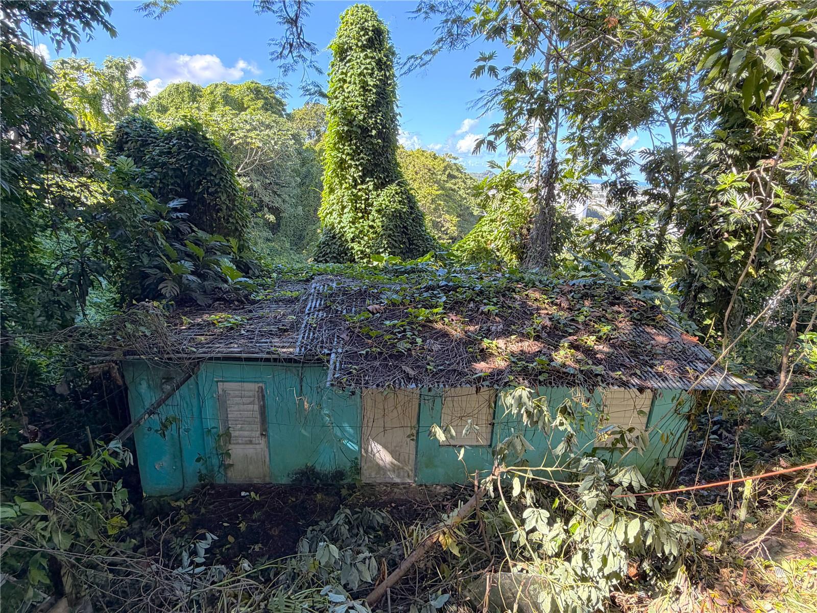 LOS FRAILES WARD - Residential