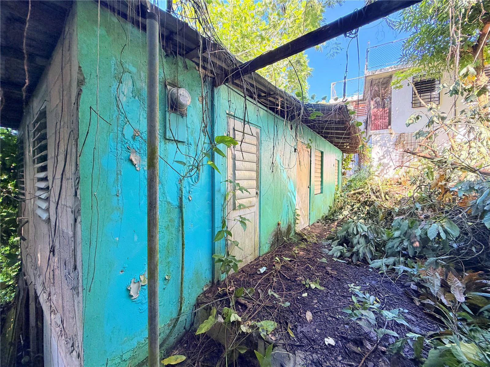 LOS FRAILES WARD - Residential