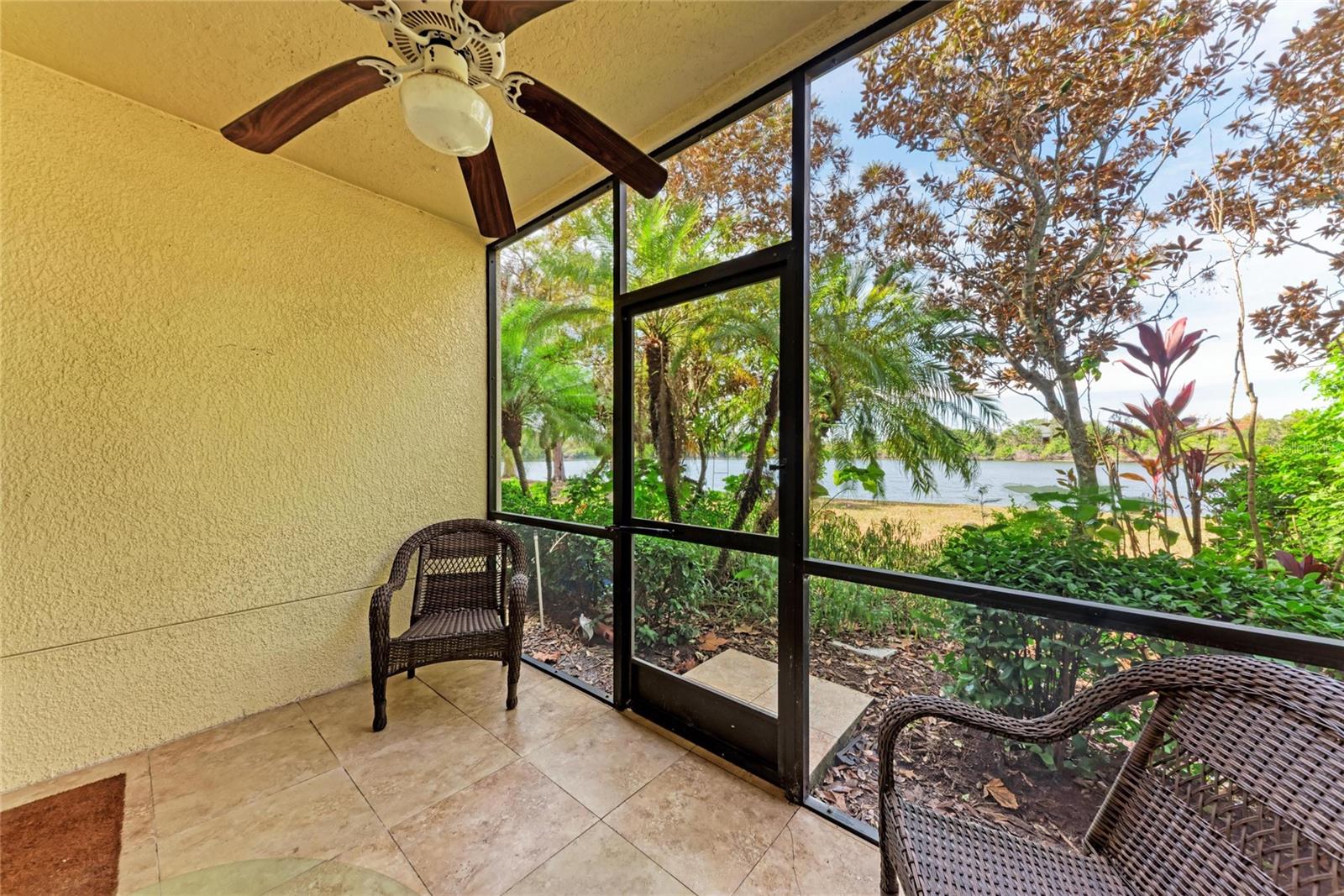 THE TWNHMS AT LIGHTHOUSE COVE IV - Residential