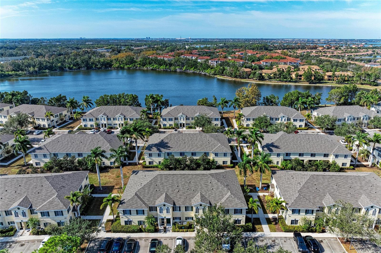 THE TWNHMS AT LIGHTHOUSE COVE IV - Residential