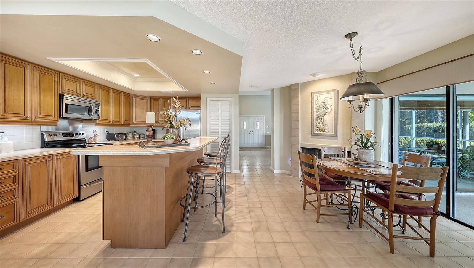 COUNTRY CLUB OF SARASOTA THE - Residential