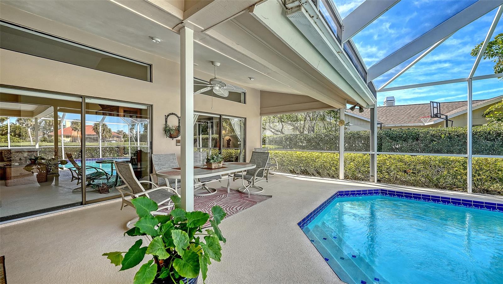 COUNTRY CLUB OF SARASOTA THE - Residential