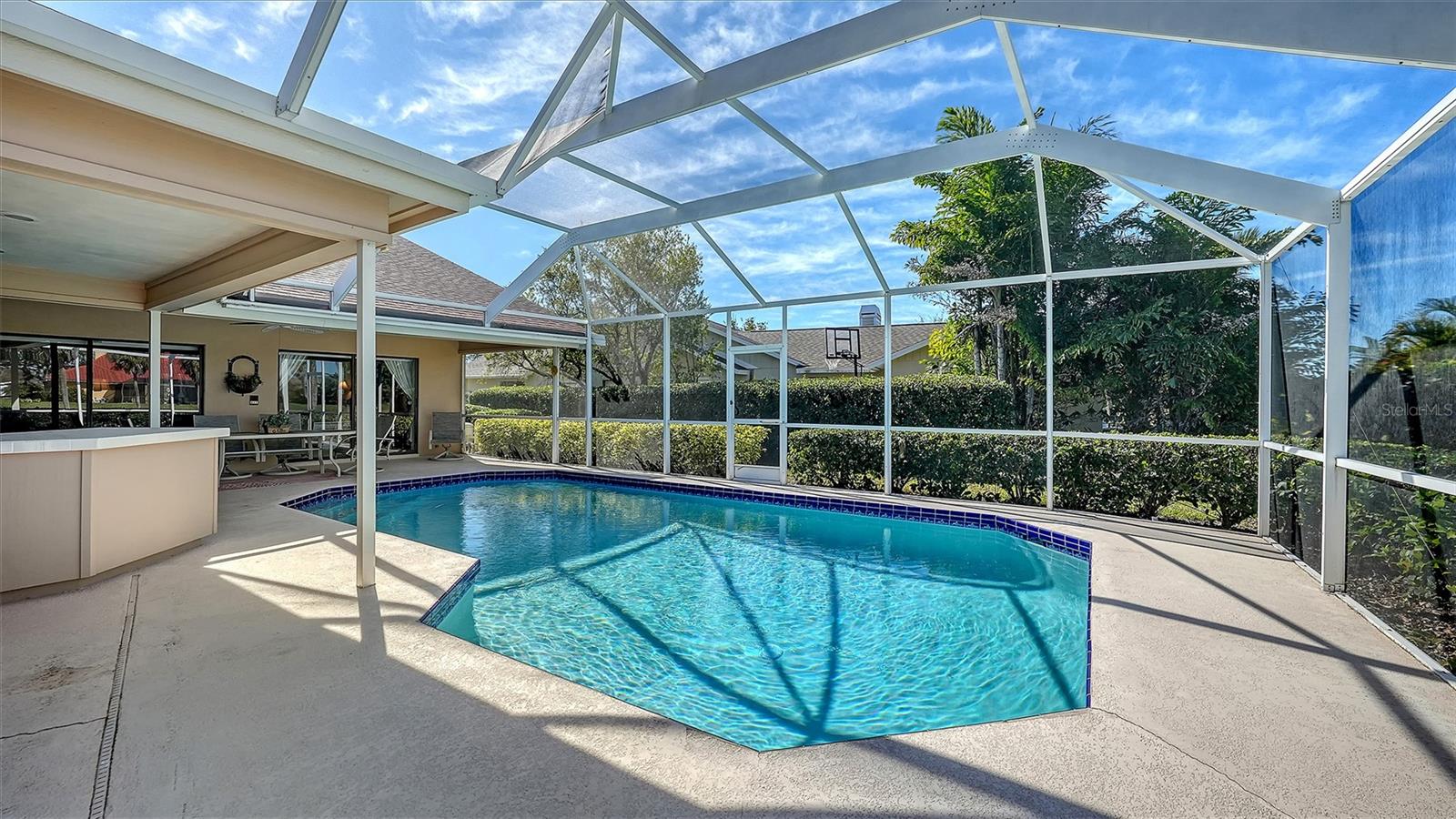 COUNTRY CLUB OF SARASOTA THE - Residential