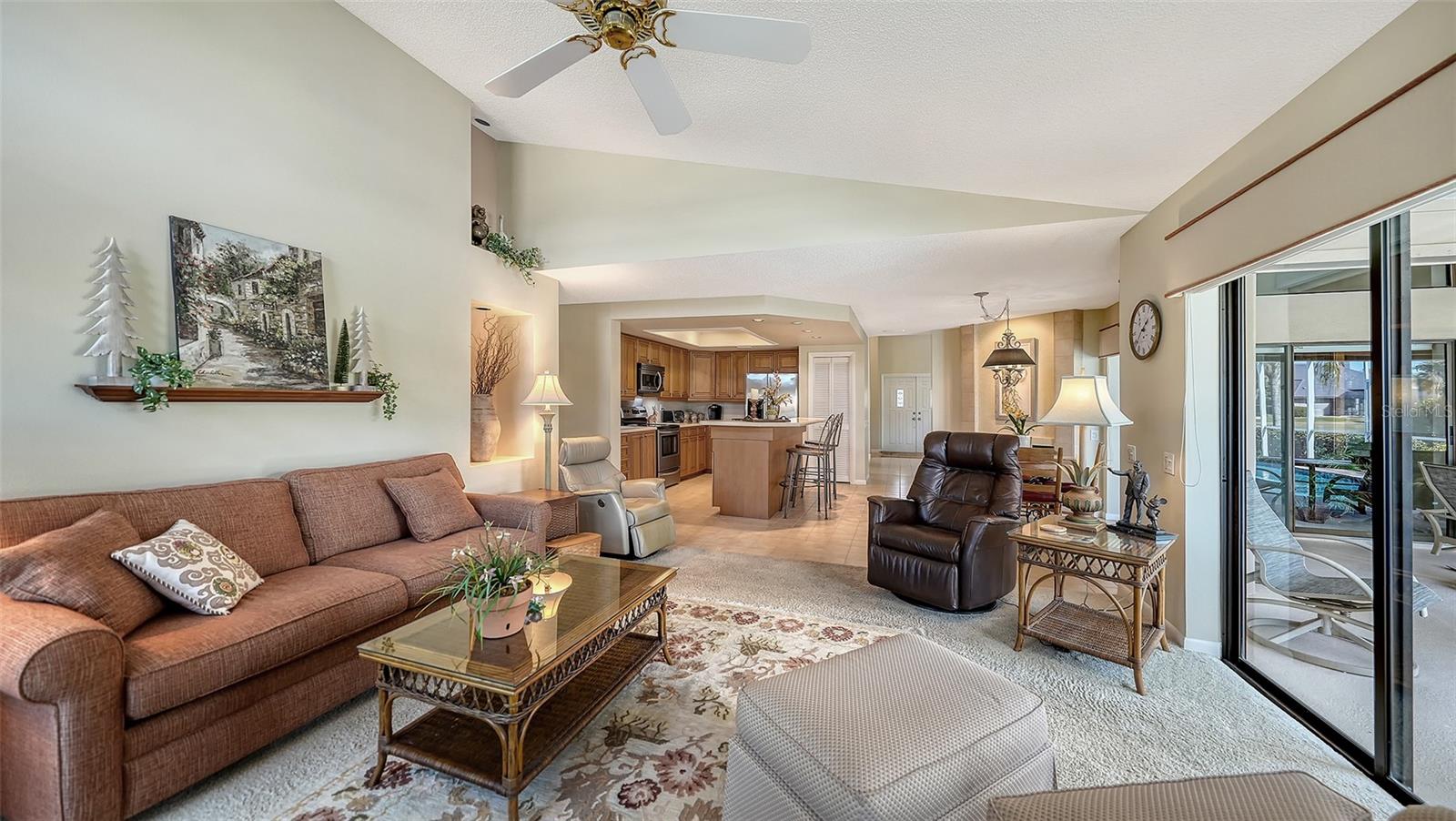 COUNTRY CLUB OF SARASOTA THE - Residential