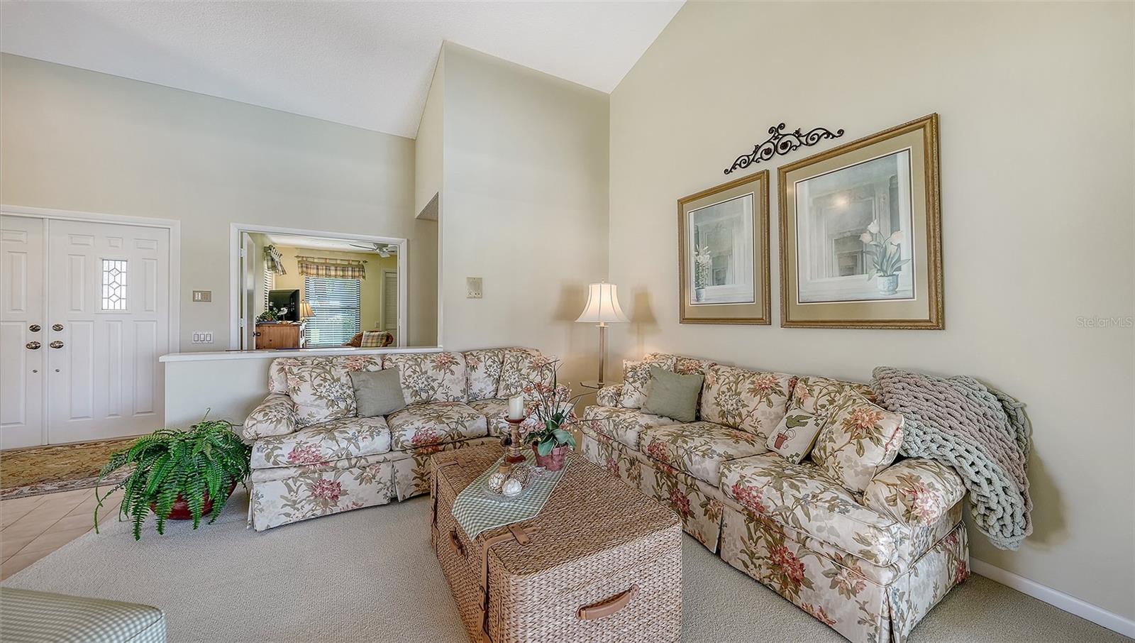 COUNTRY CLUB OF SARASOTA THE - Residential