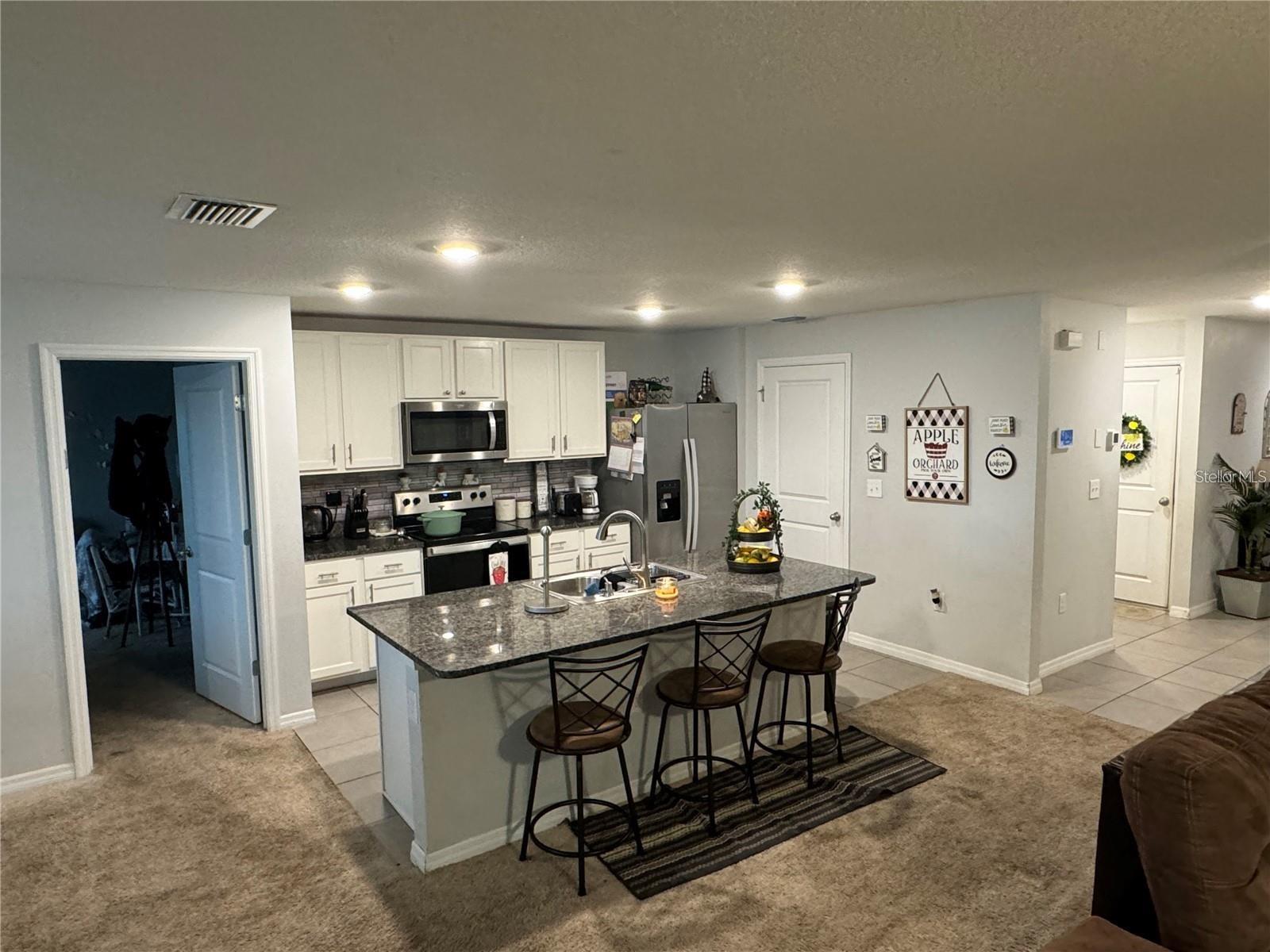 ABBOTT PARK - Residential