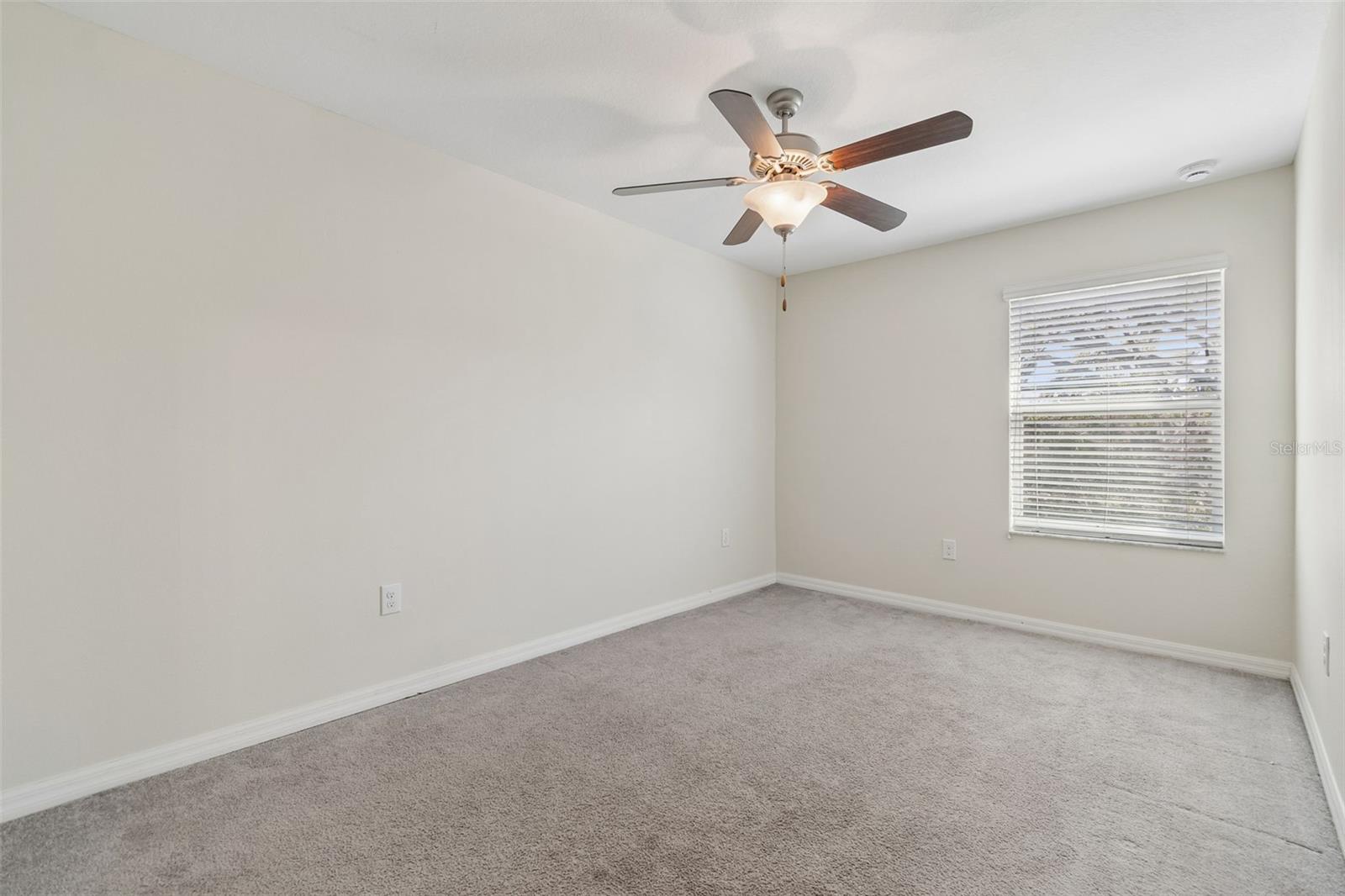 RIVERVIEW LAKES - Residential