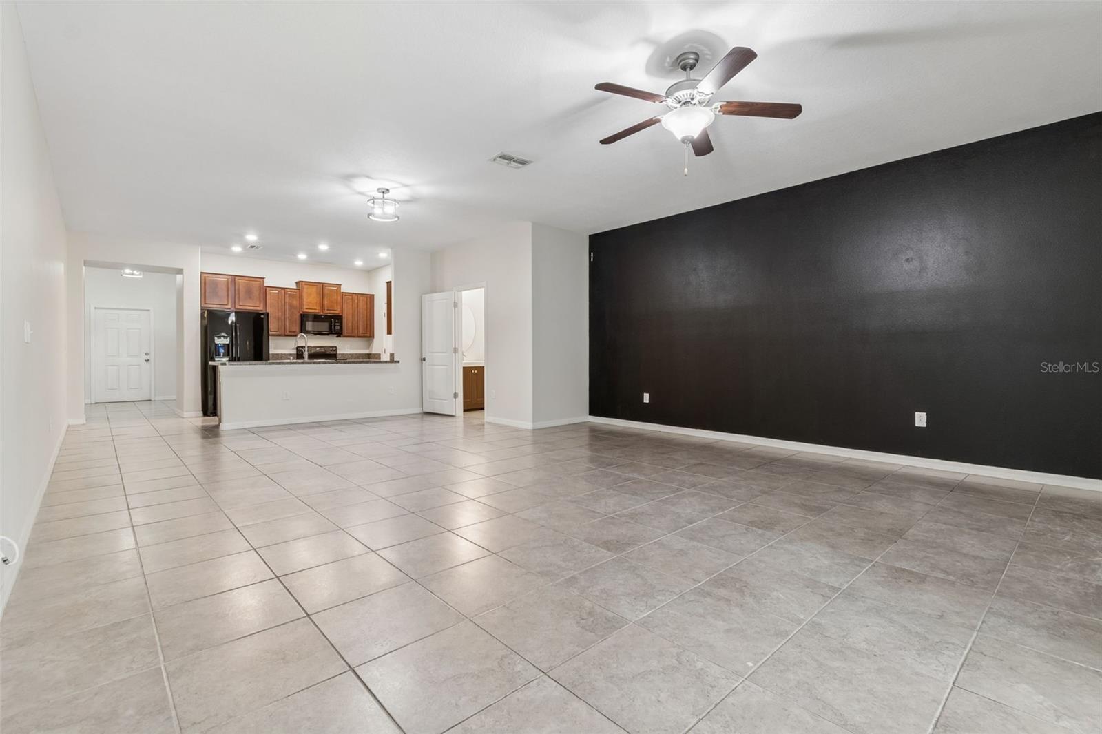 RIVERVIEW LAKES - Residential