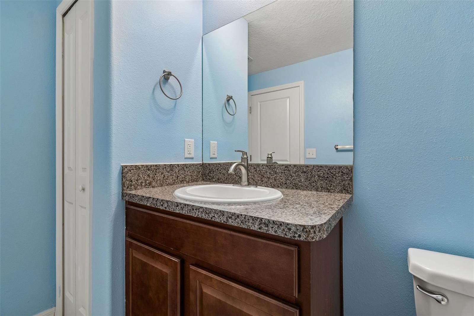 RIVERVIEW LAKES - Residential