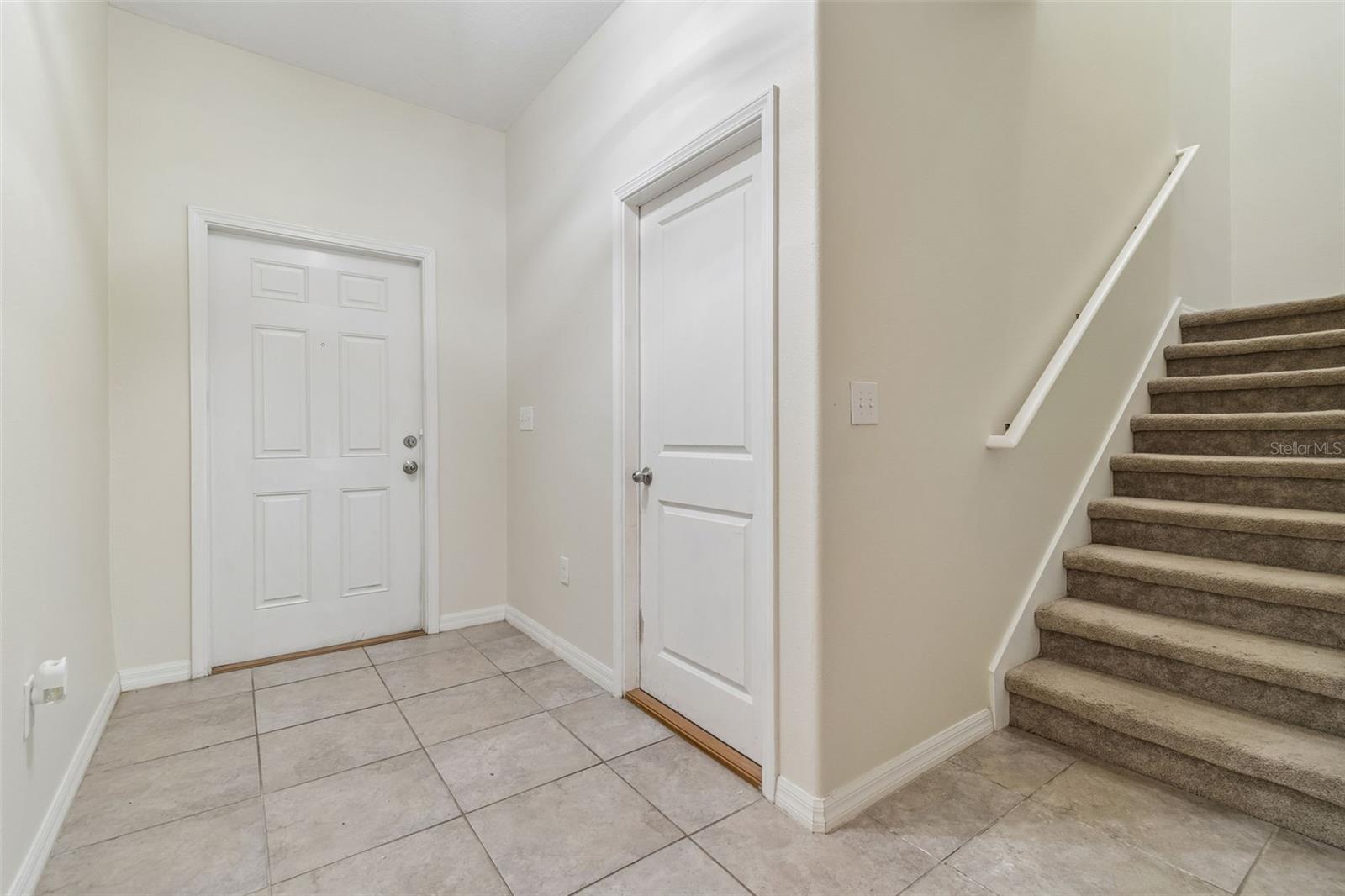 RIVERVIEW LAKES - Residential