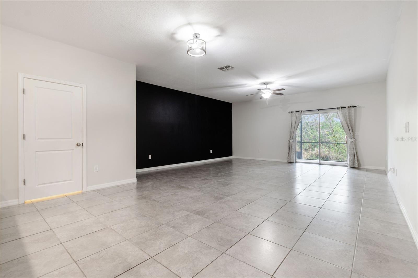 RIVERVIEW LAKES - Residential