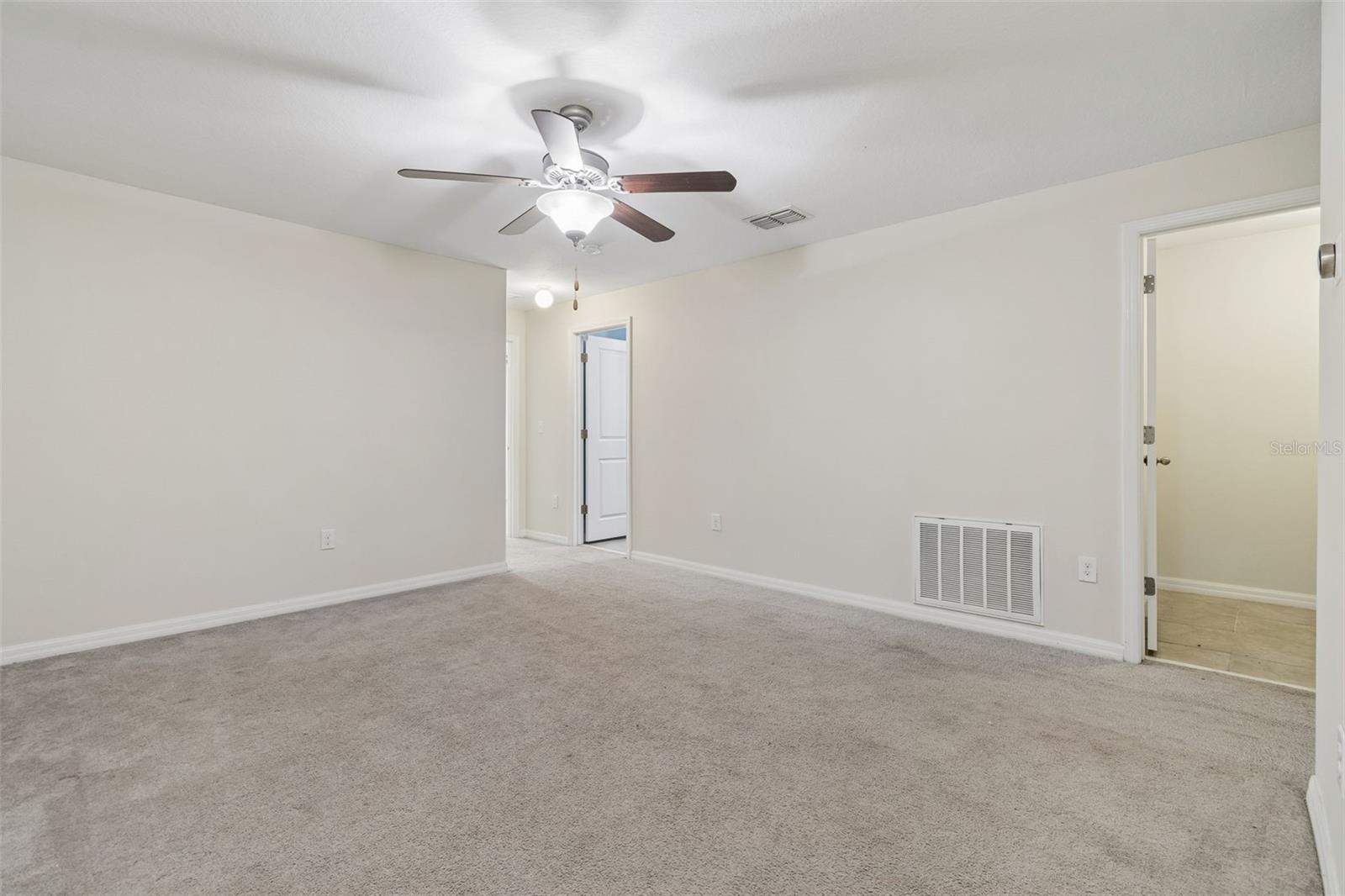 RIVERVIEW LAKES - Residential