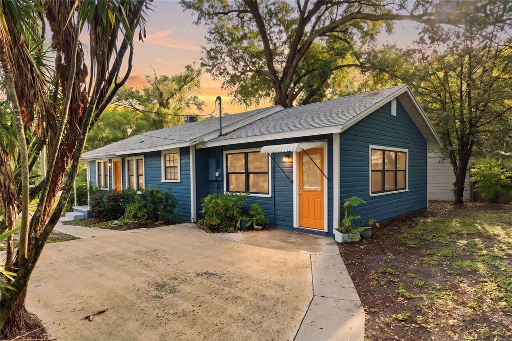 Photo of 2206 Page Avenue, Orlando, FL 32806 (MLS # O6411649)
