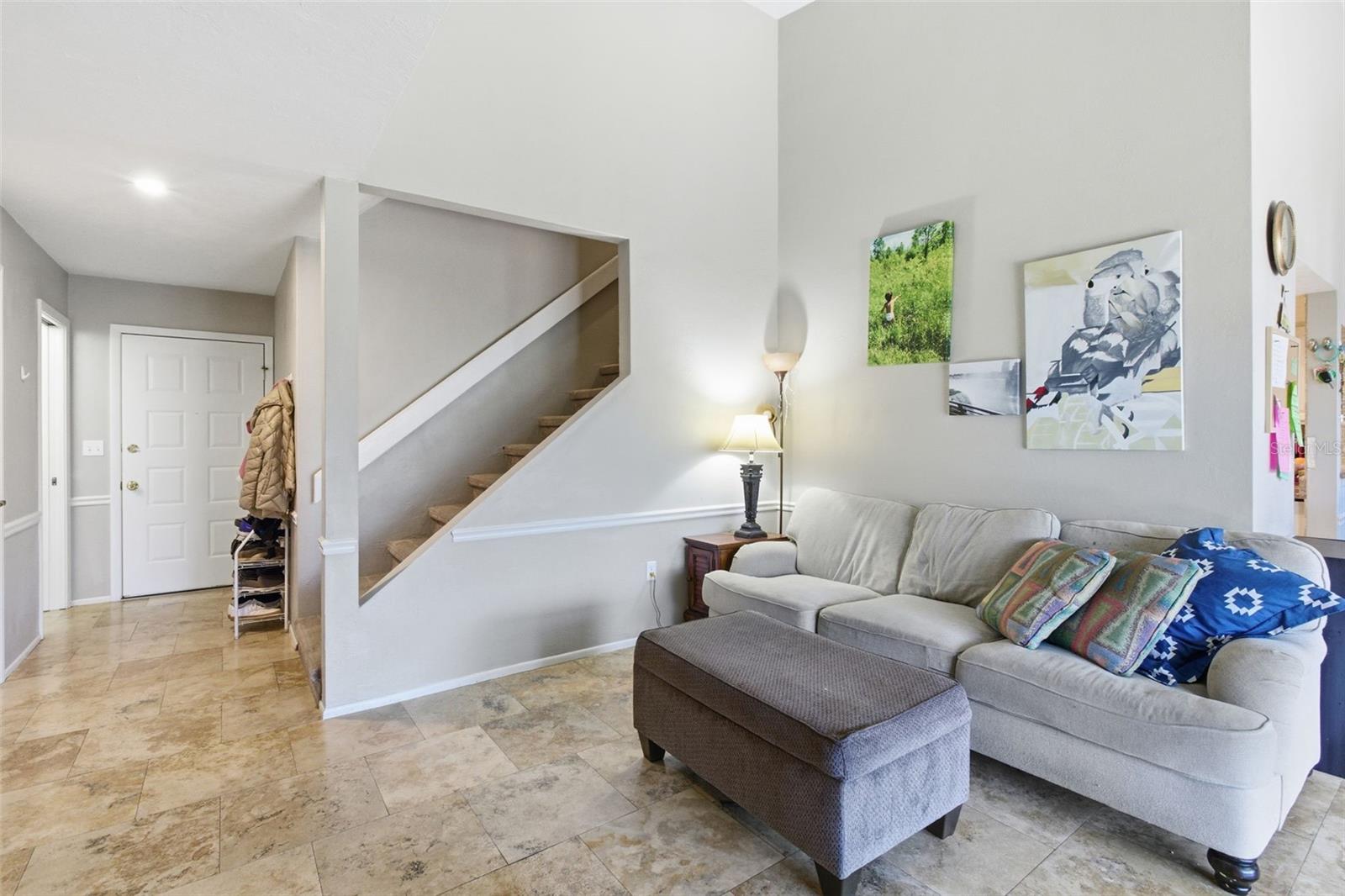 SORRENTO PLACE - Residential