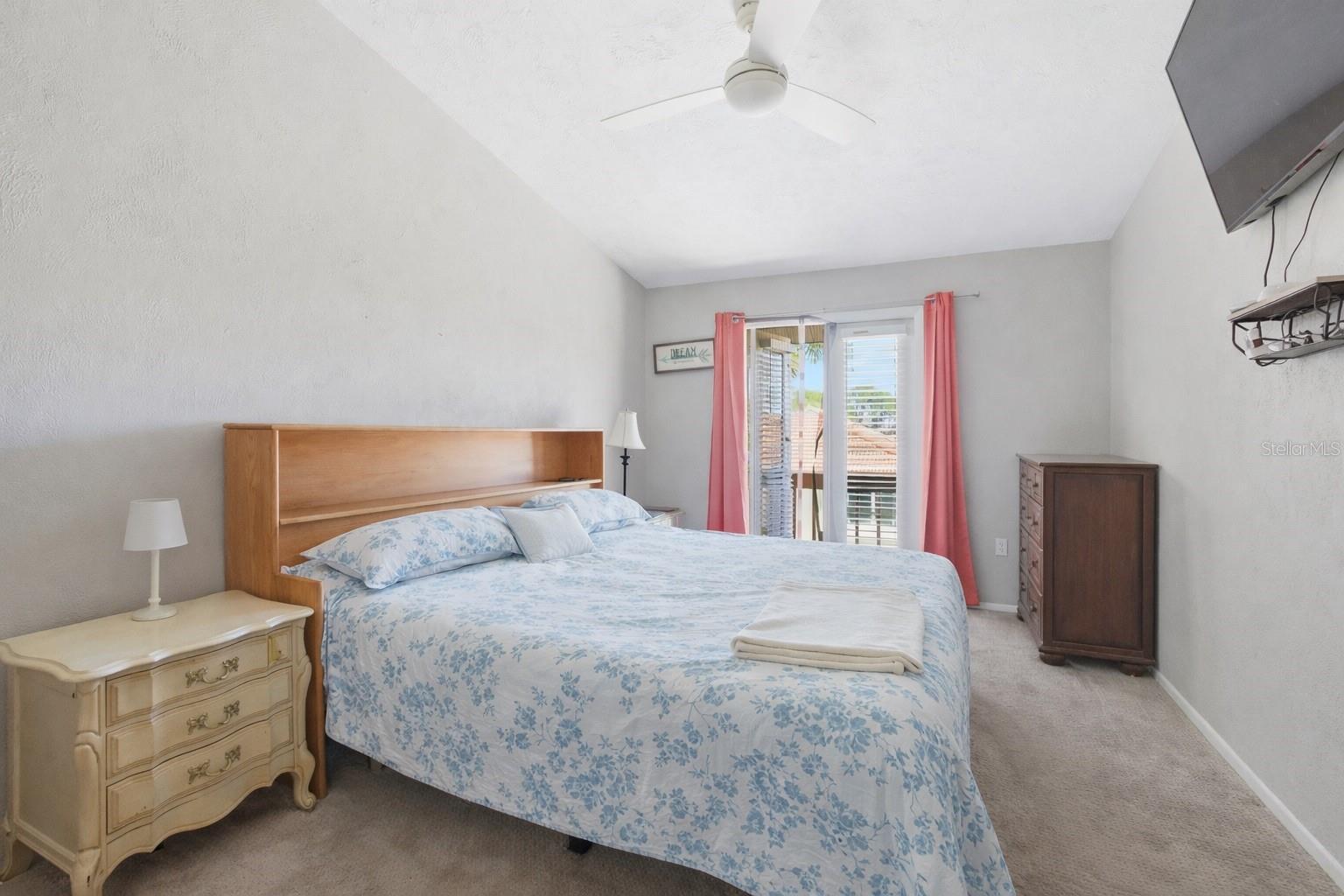 SORRENTO PLACE - Residential