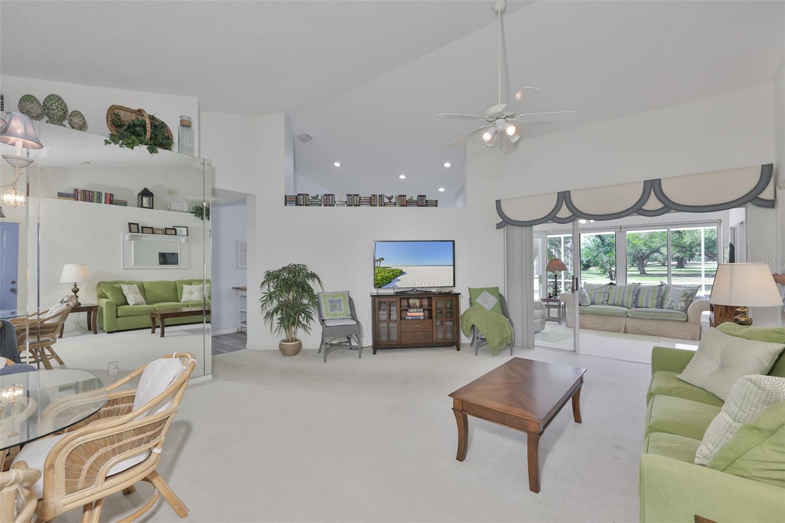 SUN CITY CENTER UNIT 162 PH - Residential